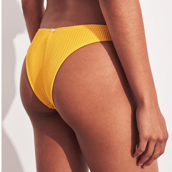 Hollister Ribbed square neck bikini top & bottom - Picture 4 of 6